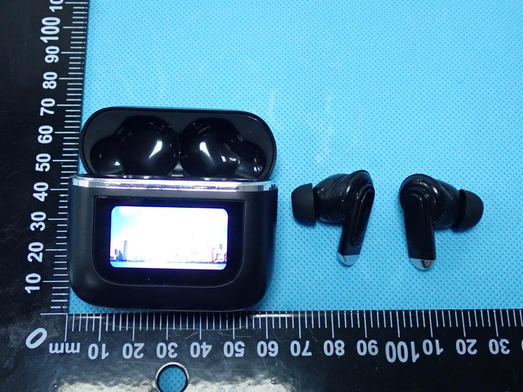 ANC TWS Smart Screen EarBuds - FCC ID 2ACP4CBTA335 - Sentry Industries limited (3)