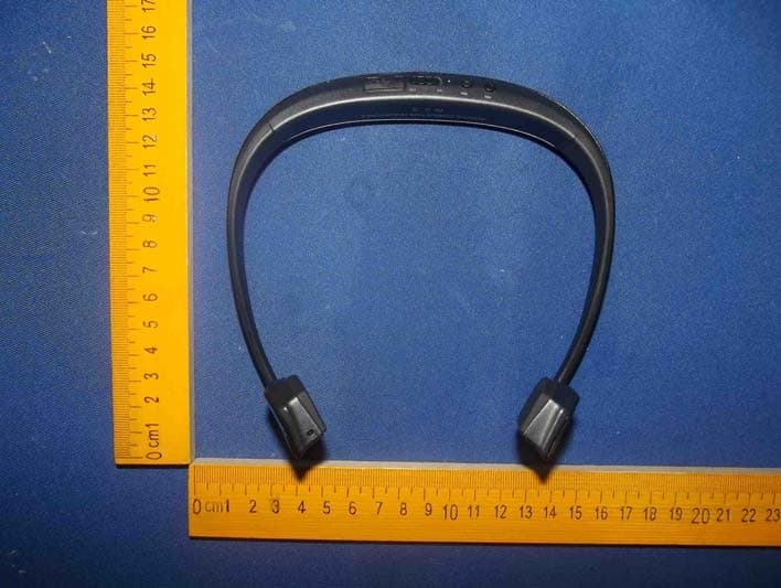 Bluetooth headset - FCC ID 2ACP8-NICE2 - Shenzhen RDT Digital Technology Co., Ltd. (2)