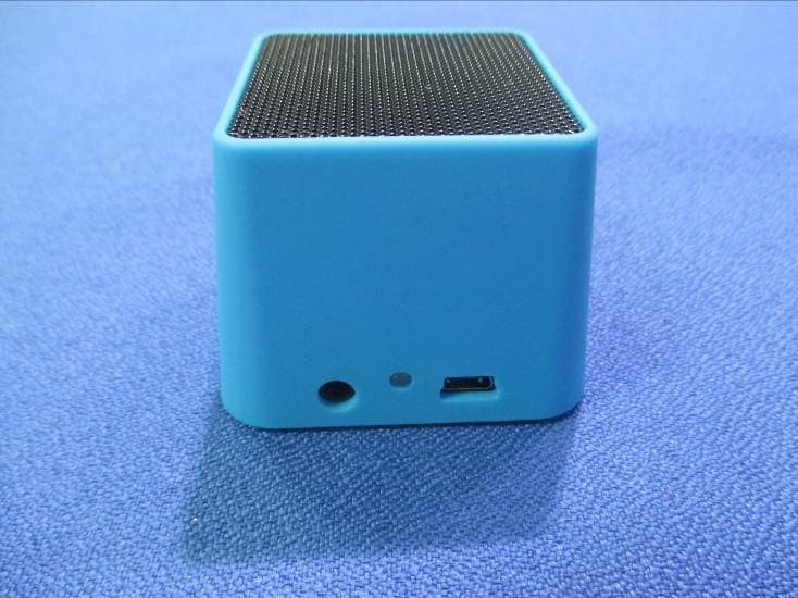 MINI-CUBE WIRELESS SPEAKER BLUE - FCC ID 2ACPA97186 - PAYA TOYS INTERNATIONAL LIMITED (5)