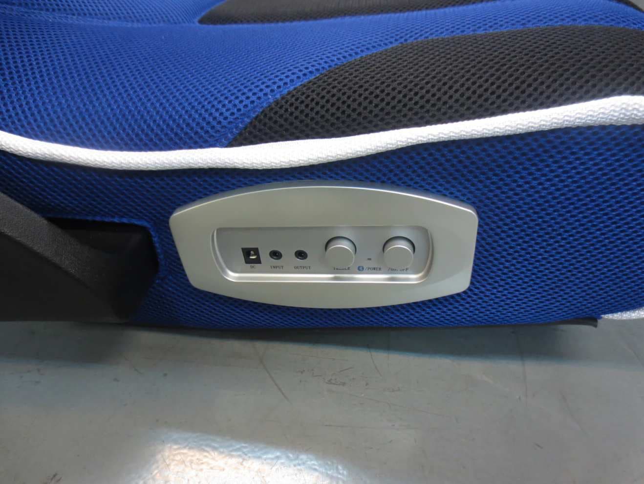 VIDEO GAMING CHAIR - FCC ID 2ACQB4001200 - QIANGLONG FURNITURE CO.,LTD