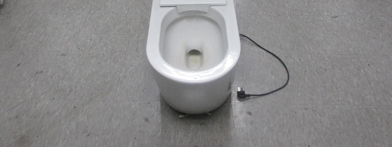 Electric Toilet - FCC ID 2ACSF20000002002300 - Duravit AG (2)