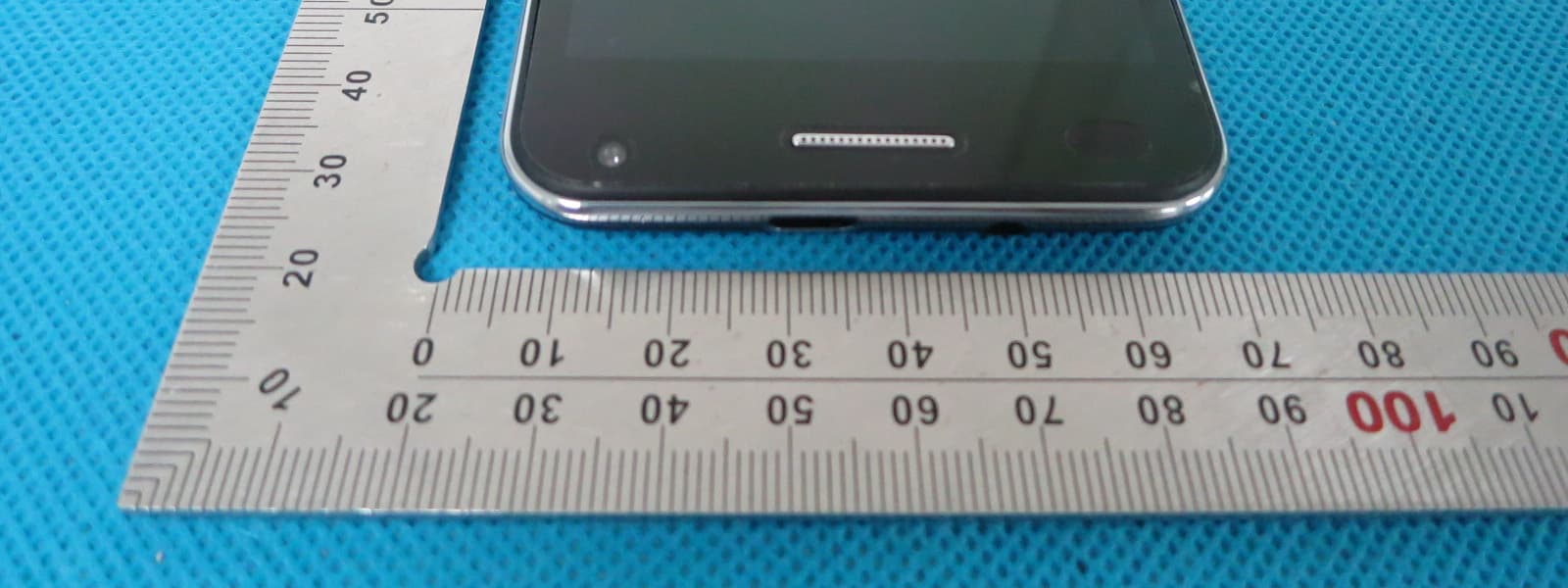 3G SMART PHONE - FCC ID 2ACSUVIG4503 - Victory International Group (4)