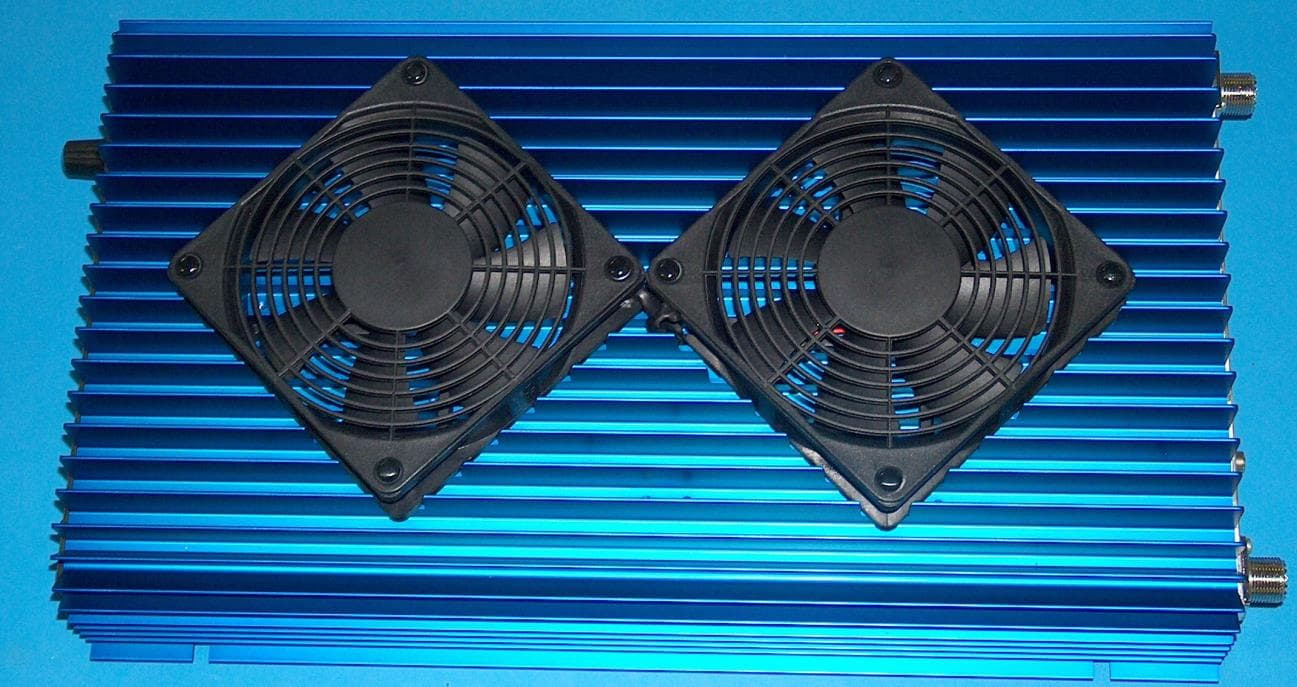 HF power amplifier - FCC ID 2ACTRHLA305V - RM COSTRUZIONI ELETTRONICHE Snc di Marchioni Davide e Daniele