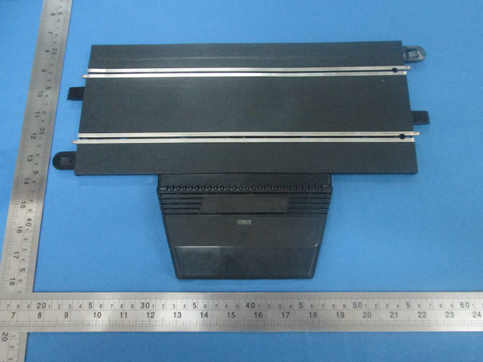 Scalextric ARC C8433 APP RACE CONTROL POWER BASE - FCC ID 2ACUF-C8433 - Hornby Hobbies Ltd (4)