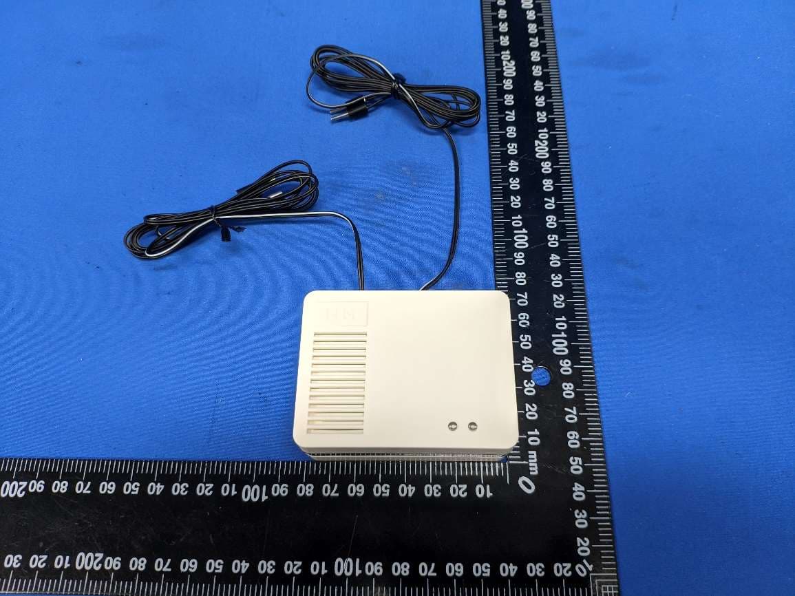 BLE model train controller - FCC ID 2ACUF-HM6000 - Hornby Hobbies Ltd (2)