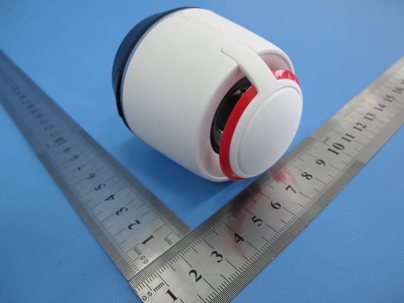 Bluetooth Speaker - FCC ID 2ACUS-2735 - Shenzhen ShengHeDa Electronic Technology Co., Ltd (2)