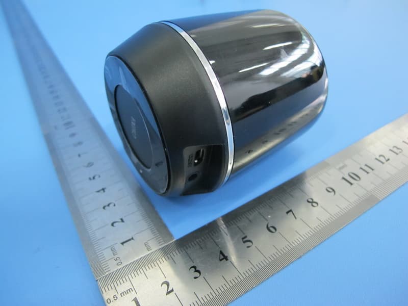 Bluetooth Speaker - FCC ID 2ACUS-2756 - Shenzhen ShengHeDa Electronic Technology Co., Ltd (3)