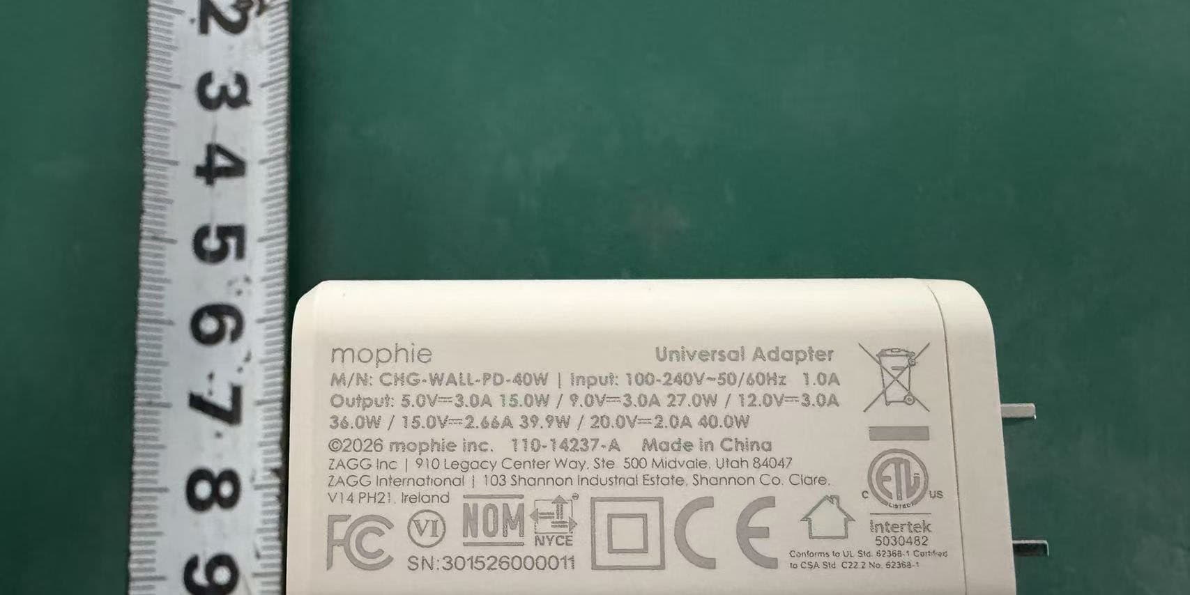 Slim 3-in-1 Wireless Charge Stand - FCC ID 2ACWB-STND2026 - mophie LLC