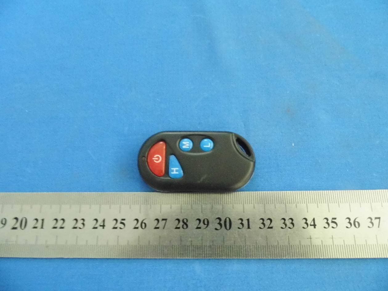 remote control heated insole - FCC ID 2ACYMFLFS - Dongguan Fenglin Industry Co., Ltd. (3)