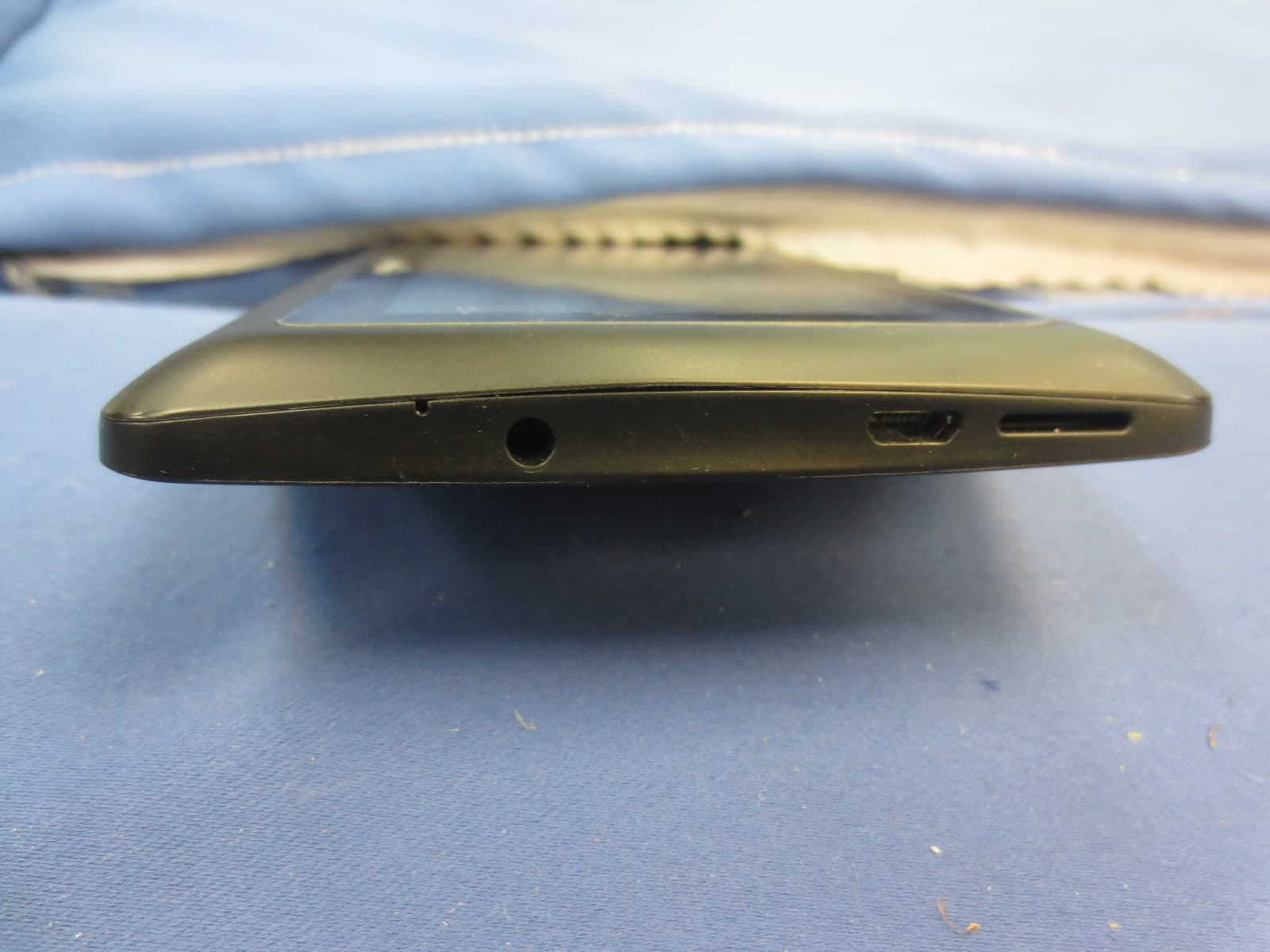 Receiver (Tablet) for Babycamera 0 Emission - FCC ID 2ACYNA014616 - ALT GROUP BABYMOOV CORP. (3)