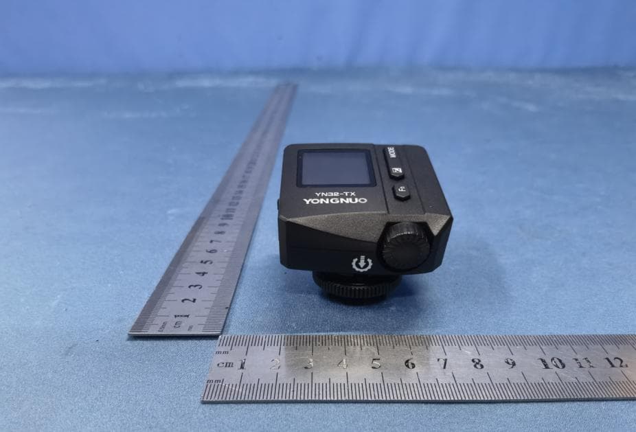 Wireless Flash Transmitter - FCC ID 2ACYPYN32TX - SHENZHEN YONGNUO PHOTOGRAPHIC EQUIPMENT CO., LTD (5)