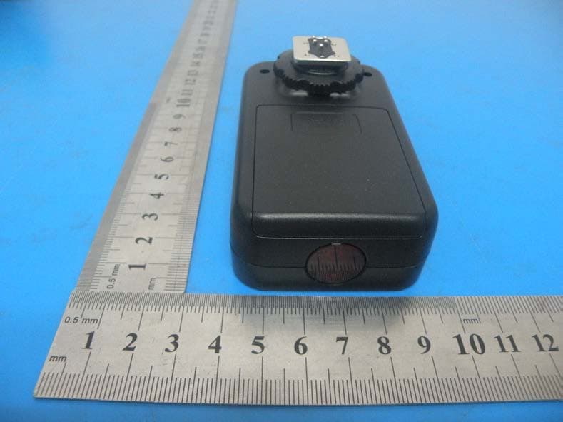 E-TTL Wireless Flash Trigger Transceiver - FCC ID 2ACYPYN622C - SHENZHEN YONGNUO PHOTOGRAPHIC EQUIPMENT CO., LTD (4)