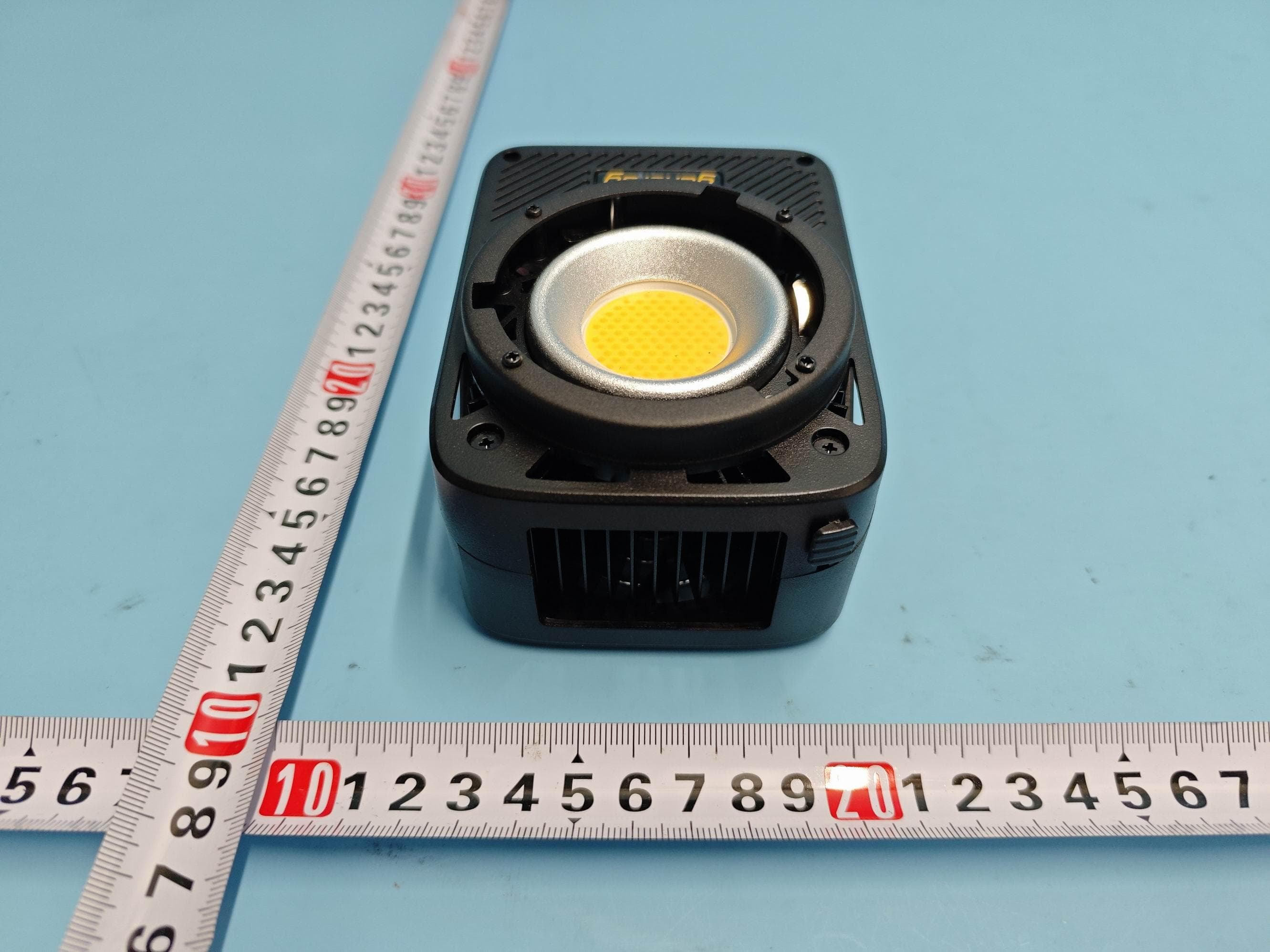 Compact 150W Monolight - FCC ID 2ACZK-150W-BI-K1 - Gradus Group (4)