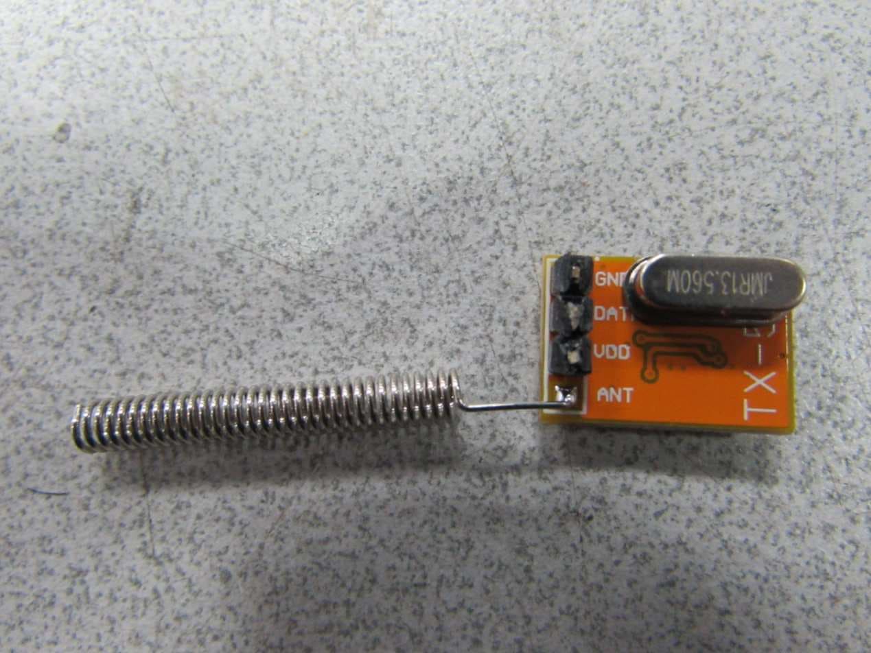 Remote Controller - FCC ID 2AD2L-XRSLEDR - ShenZhen Xing Risheng Industrial Co.,Ltd. (2)
