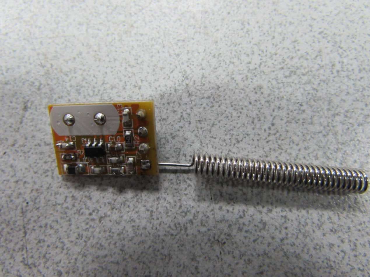 Remote Controller - FCC ID 2AD2L-XRSLEDR - ShenZhen Xing Risheng Industrial Co.,Ltd. (3)