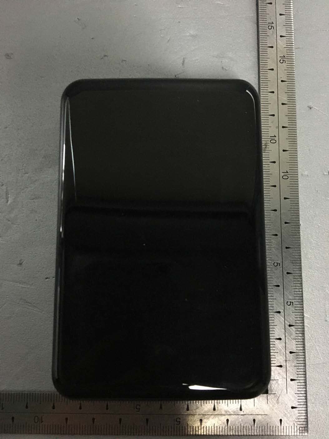 KODAK STEP INSTANT MOBILE PHOTO PRINTER - FCC ID 2AD2W-RODMP20 - C&A Marketing Inc. (2)