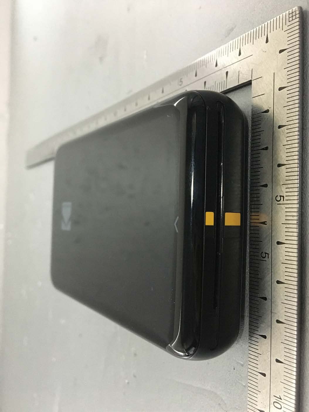 KODAK STEP INSTANT MOBILE PHOTO PRINTER - FCC ID 2AD2W-RODMP20 - C&A Marketing Inc. (4)