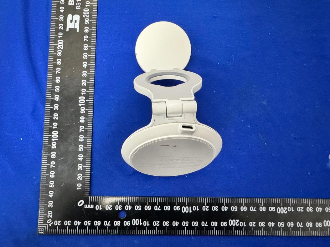 Qi2 2-in-1 Magnetic Foldable Wireless Charging Station - FCC ID 2AD37JUPW2415 - KAIJET TECHNOLOGY INTERNATIONAL CORPORATION (3)