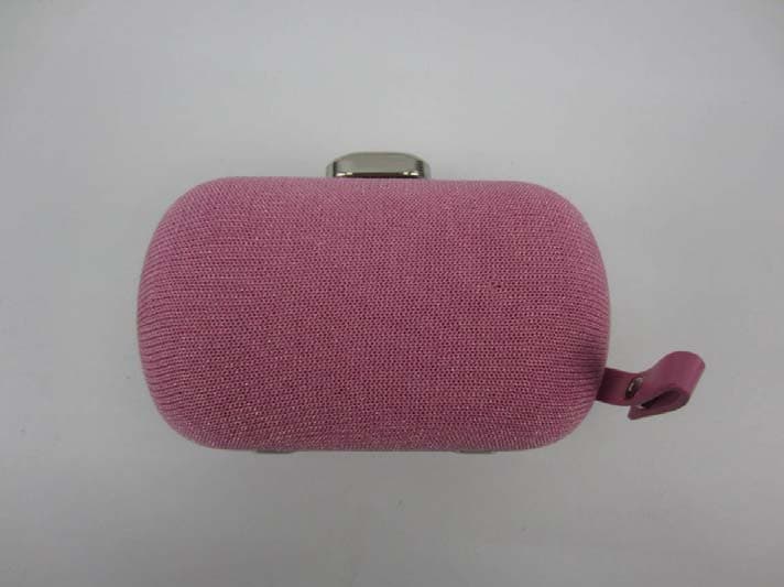 Bluetooth Speaker - FCC ID 2AD3J-MINICLUTCH - Da Chang Industries Co., Ltd (2)