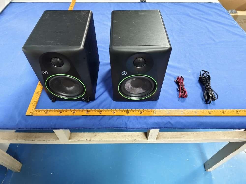 CREATIVE REFERENCE MONITORS WITH BLUETOOTH - FCC ID 2AD4XCR5BBT - LOUD Audio, LLC (2)