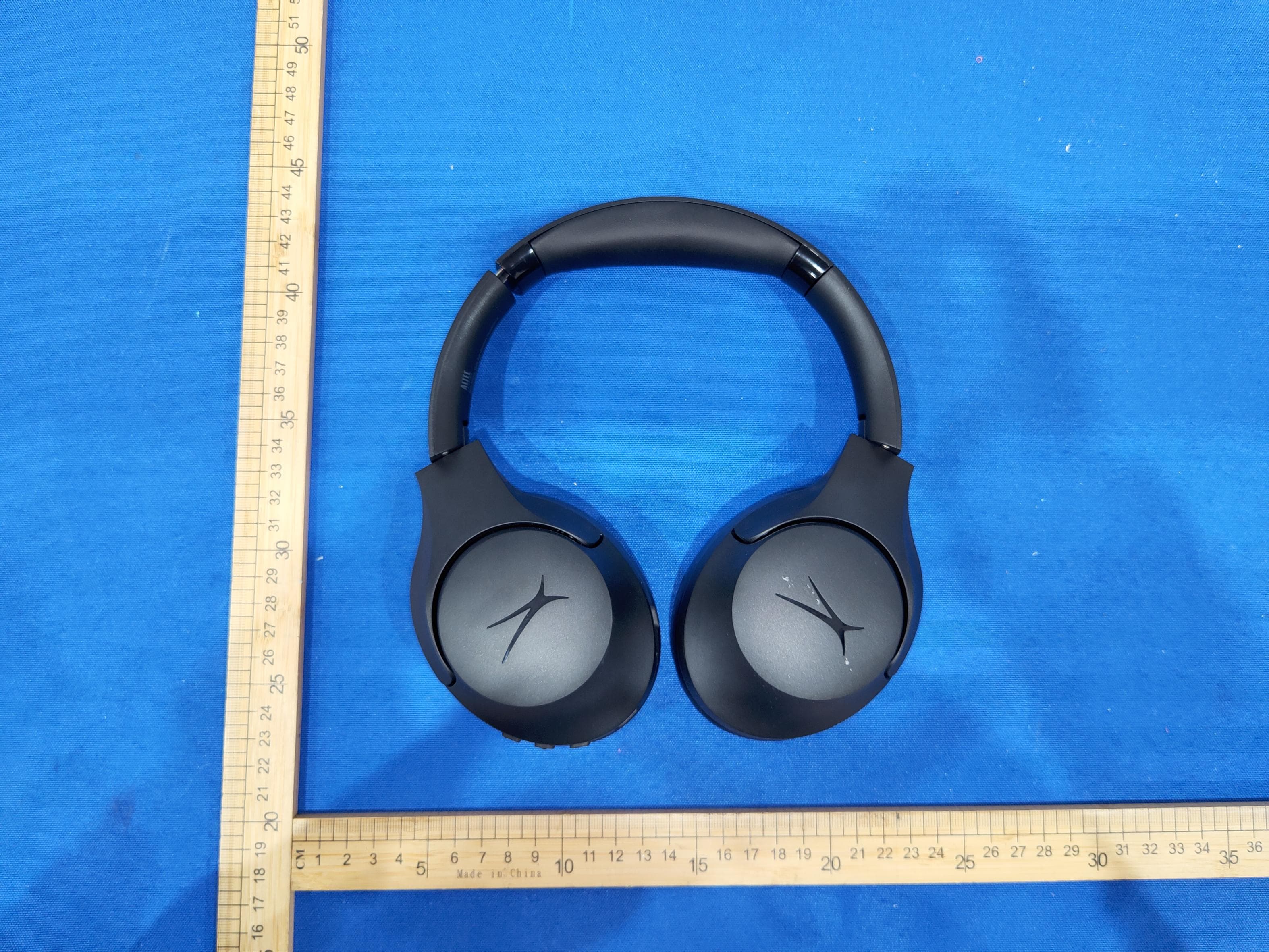 ANC Wireless Headphone - FCC ID 2AD5N-C11 - KANEN ELECTRONICS CO., LTD