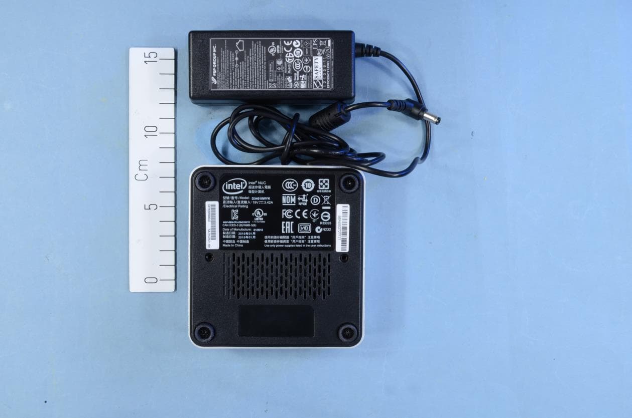 Sonitor Sense Location Transmitter - FCC ID 2AD7T21120150610 - Sonitor Technologies AS