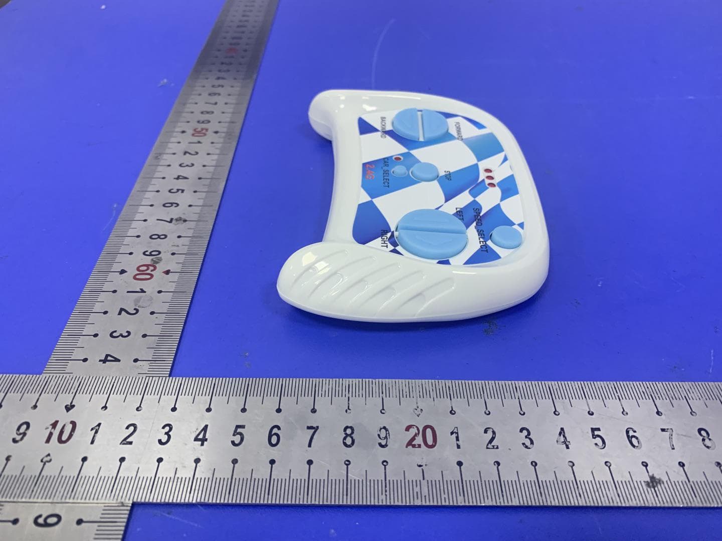 2.4G Wireless Remote Controller - FCC ID 2AD8QSHSB12JD-3S - SHANGHAI SENBO MACHINE MANUFACTURE CO., LTD (5)