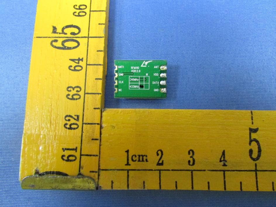 Wireless Remote Controller - FCC ID 2AD8Y-15720 - Central Aquatics (a division of Central Garden and Pet Company) (3)