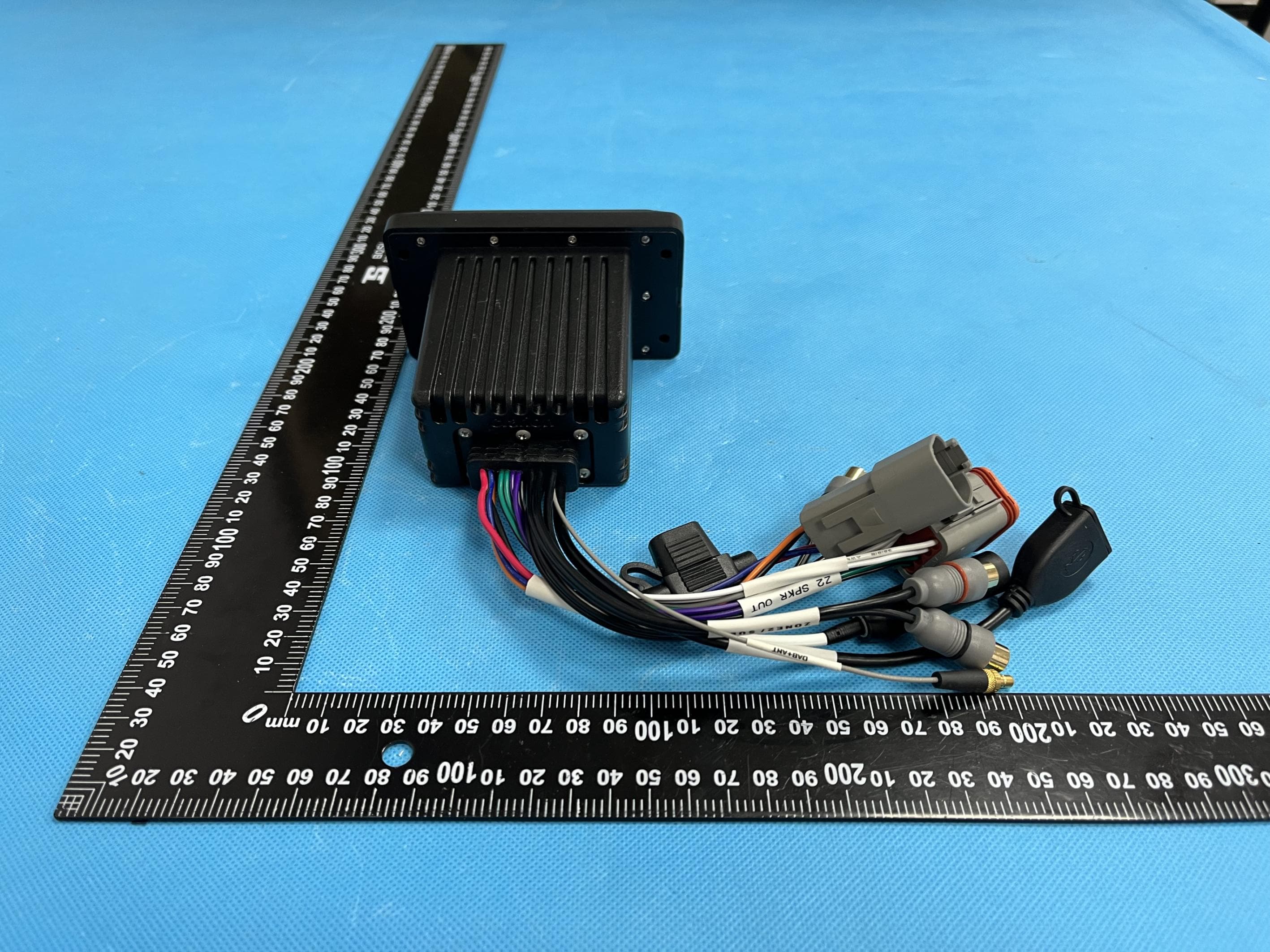Marine Source Unit - FCC ID 2AD9E-CMM10I - JL Audio, Inc. (2)