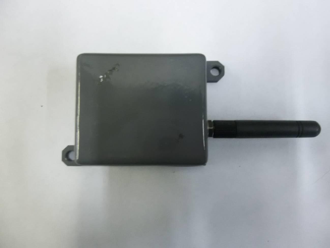 Ambient Temperature Logger - FCC ID 2AD9R-CO1301 - Controlant ehf (2)