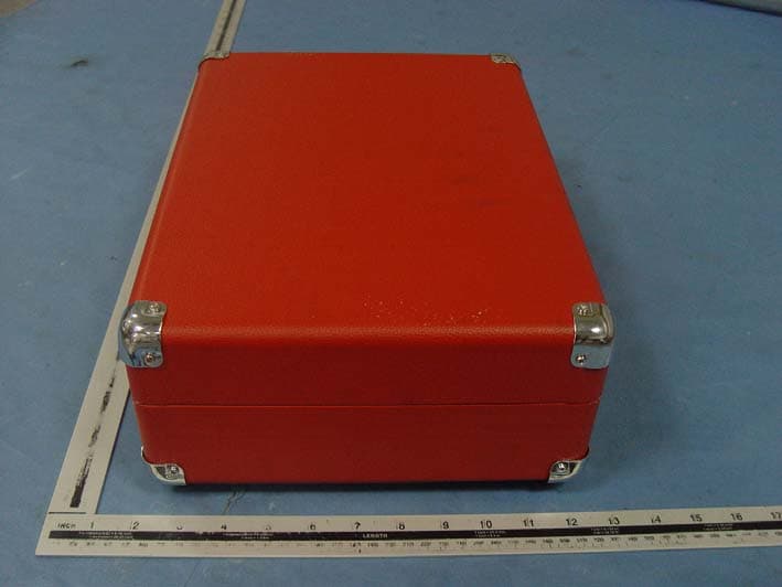Suitcase Bluetooth Turntable - FCC ID 2ADA2-CS-14001 - Shenzhen Jiayinking Technology Holding Company Limited (3)