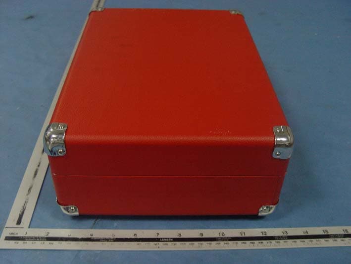 Suitcase Bluetooth Turntable - FCC ID 2ADA2-CS-14001 - Shenzhen Jiayinking Technology Holding Company Limited (4)