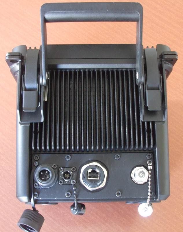 Small Form Factor Repeater - FCC ID 2ADAKSFFR615WUH1 - Etherstack Inc. (1)