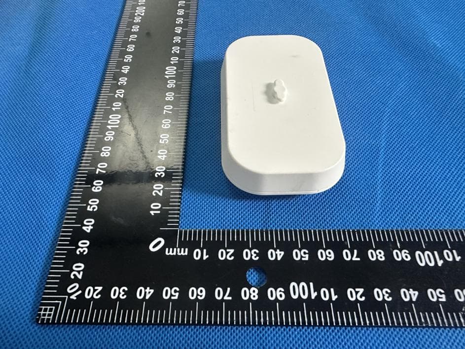 Universal Dispensor Beacon - FCC ID 2ADAO-KHWSN300F001 - Kontakt Micro-Location Sp. z o.o.