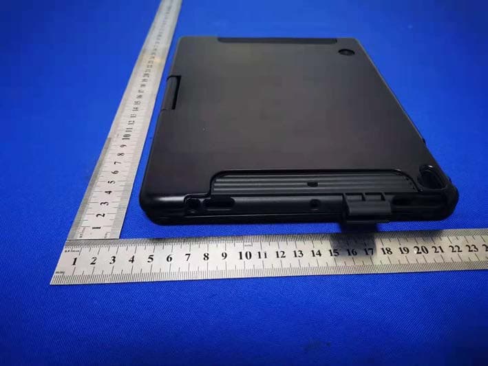 360 degree rotating tablet keyboard - FCC ID 2ADBH-Q5 - ShenZhen DeFengYuan Technology Co.,Ltd (4)