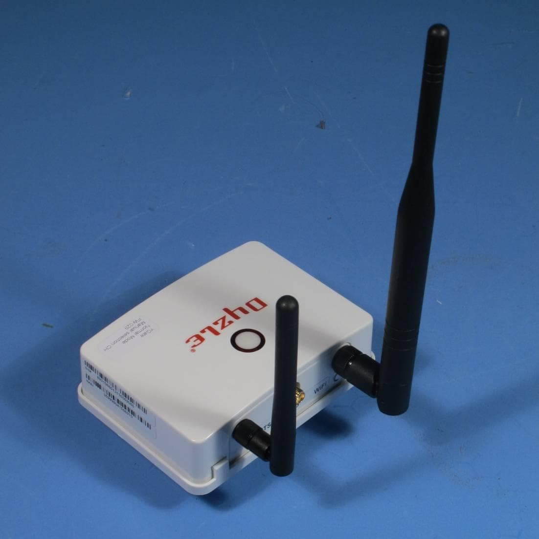 Y-Gate 3.0 Base Station - FCC ID 2ADBY0101701 - Dyzle Services B.V. (4)