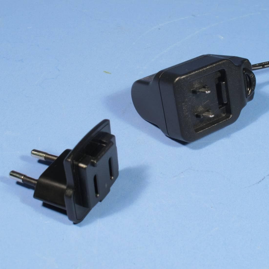 Y-Gate 3.0 Base Station - FCC ID 2ADBY0101701 - Dyzle Services B.V. (2)