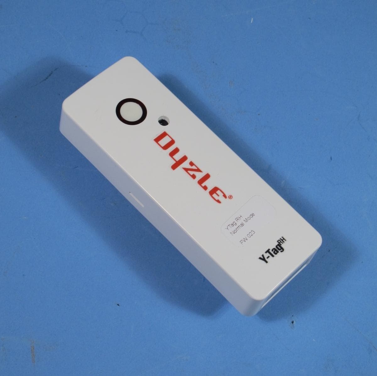 Battery operated wireless humidity unit - FCC ID 2ADBY0401003 - Dyzle Services B.V.