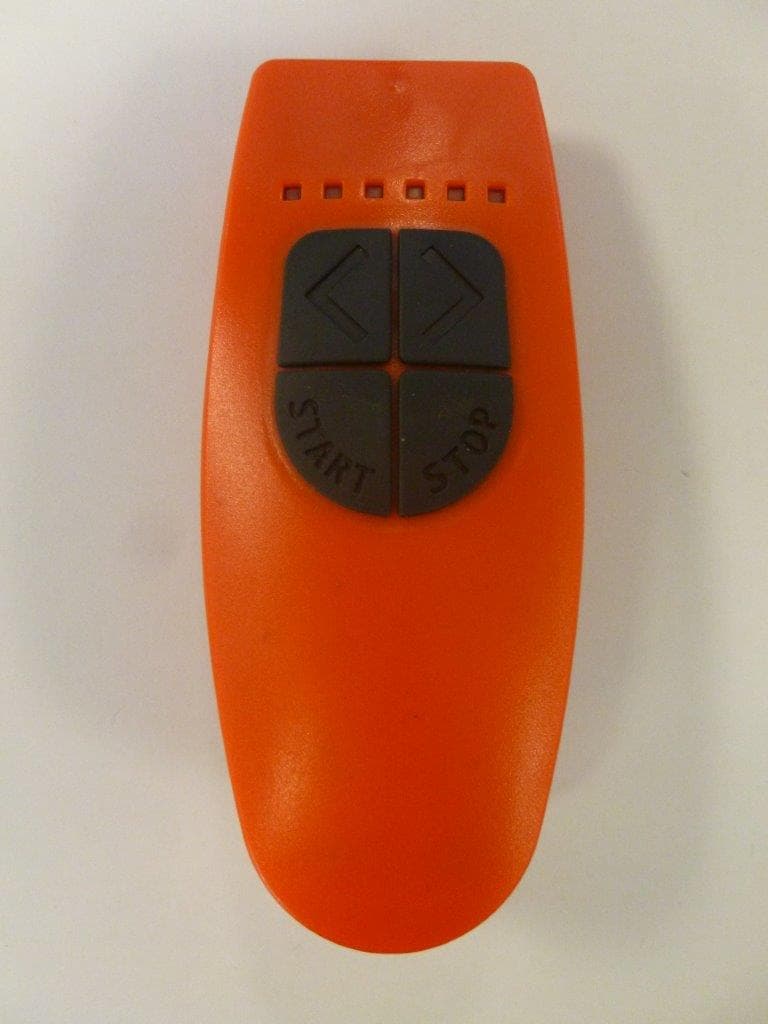 Remote control transmitter - FCC ID 2ADCE-FH-REM - Brand Developers Ltd (2)