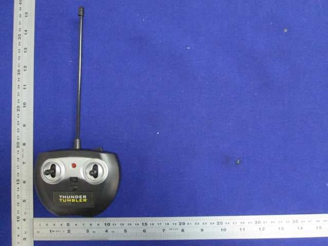 TOY RC MONSTER SPINNING CAR - FCC ID 2ADCISF2015A49 - SHIFENG CULTURAL DEVELOPMENT CO.,LTD (3)