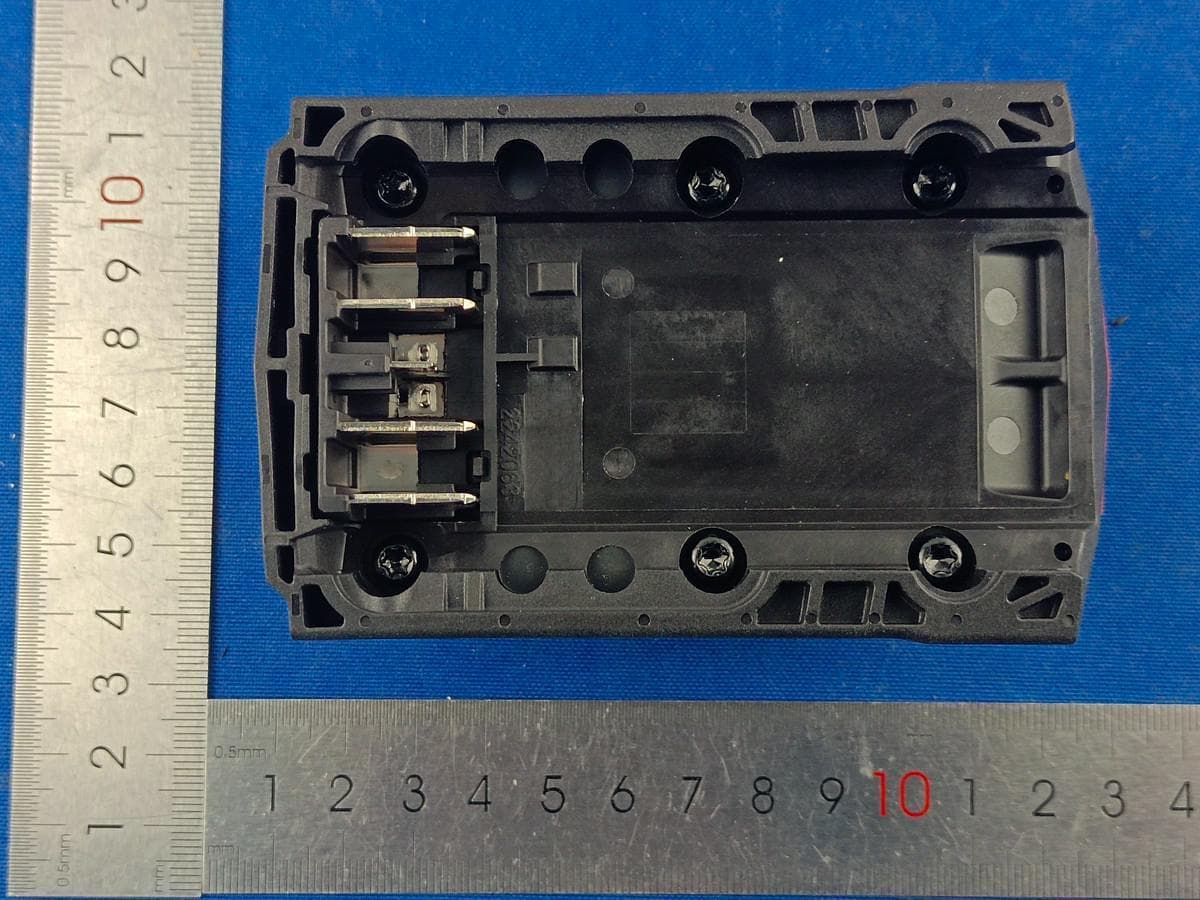 USB Charging Adapter - FCC ID 2ADDW-CU42201 - Shenzhen Topband Co.,Ltd (2)