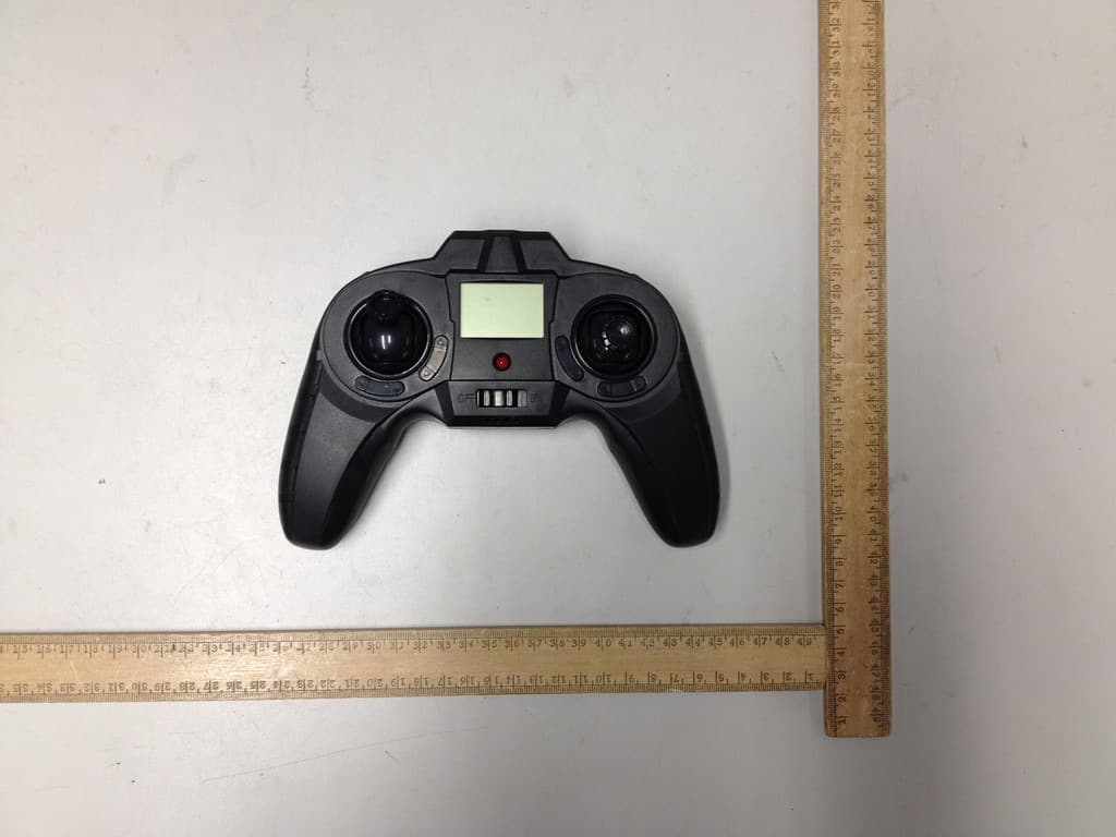 Radio Control Toy Transmitter (2.4GHz) - FCC ID 2ADFQ-KB666FCT - Shantou Chenghai K-best Toys CO. Ltd (2)