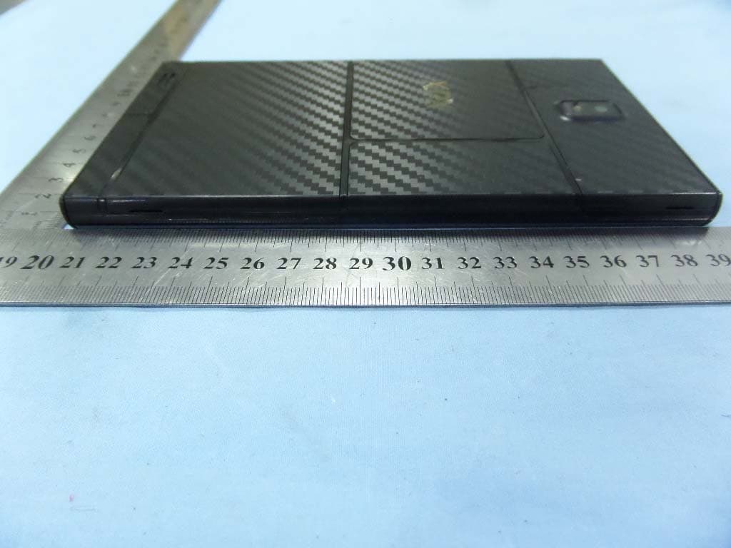 Tablet PC - FCC ID 2ADIZ-L7 - XPX TECHNOLOGY CO., LTD (5)