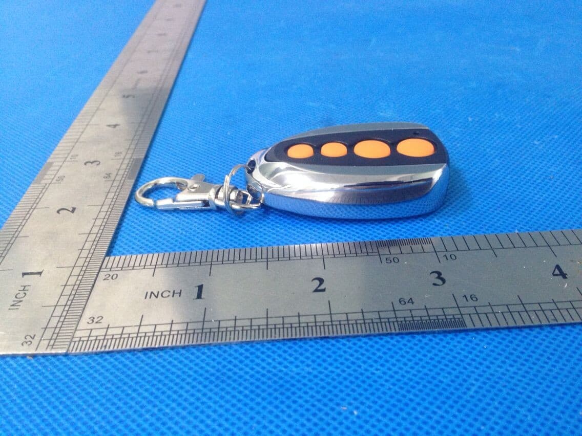 remote control - FCC ID 2ADJ2TXM - Rolling Code Limited (3)