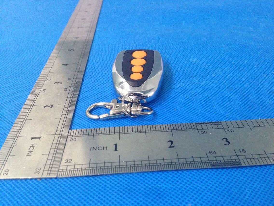 remote control - FCC ID 2ADJ2TXM - Rolling Code Limited (2)