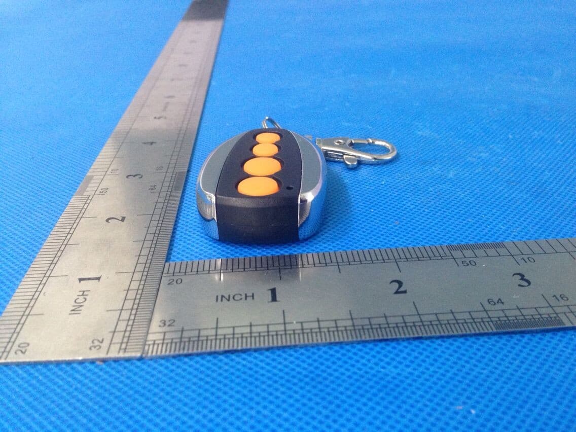 remote control - FCC ID 2ADJ2TXM - Rolling Code Limited (5)