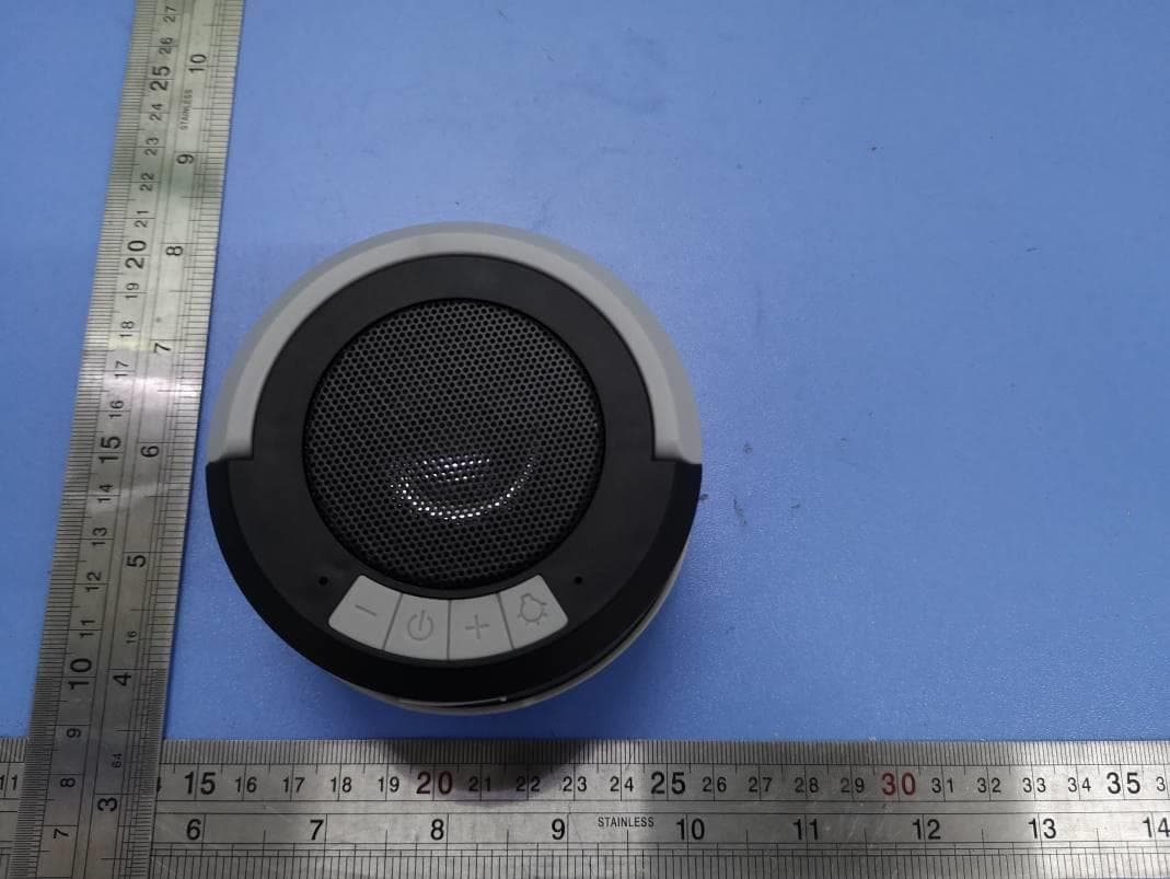 COLLAPSIBLE LANTERN WITH BLUETOOTH SPEAKER - FCC ID 2ADK39936 - XING DA INTERNATIONAL ELECTRONICS LIMITED (4)