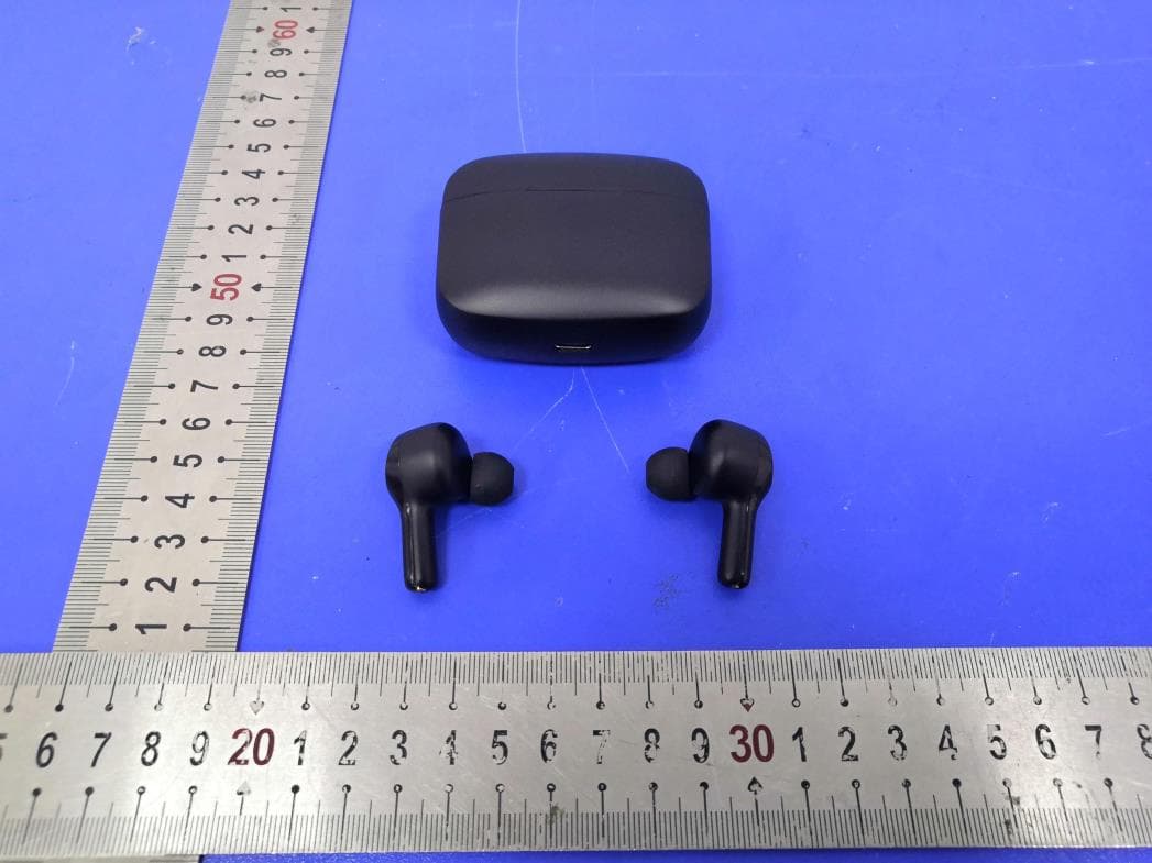 Wireless Earbuds - FCC ID 2ADK3XO-10028 - XING DA INTERNATIONAL ELECTRONICS LIMITED (4)