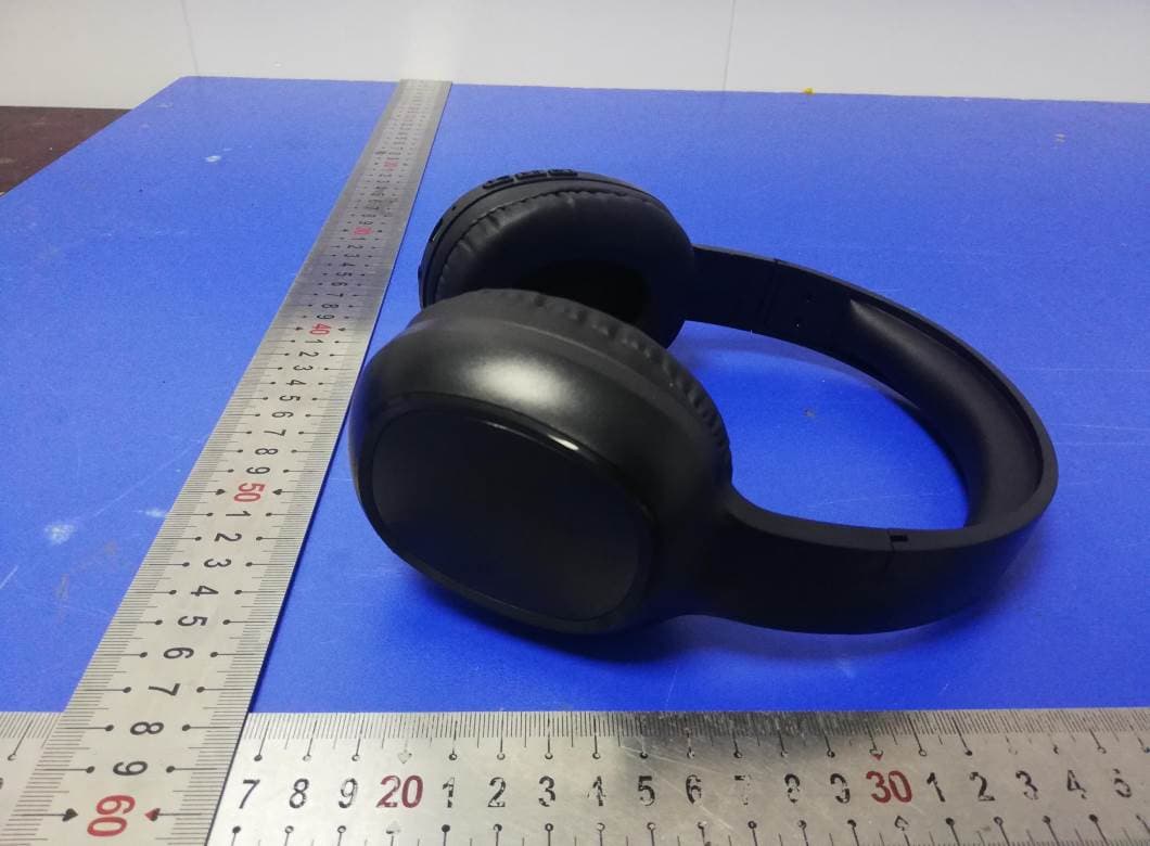 Wireless headphone - FCC ID 2ADK3XO-9902 - XING DA INTERNATIONAL ELECTRONICS LIMITED (4)