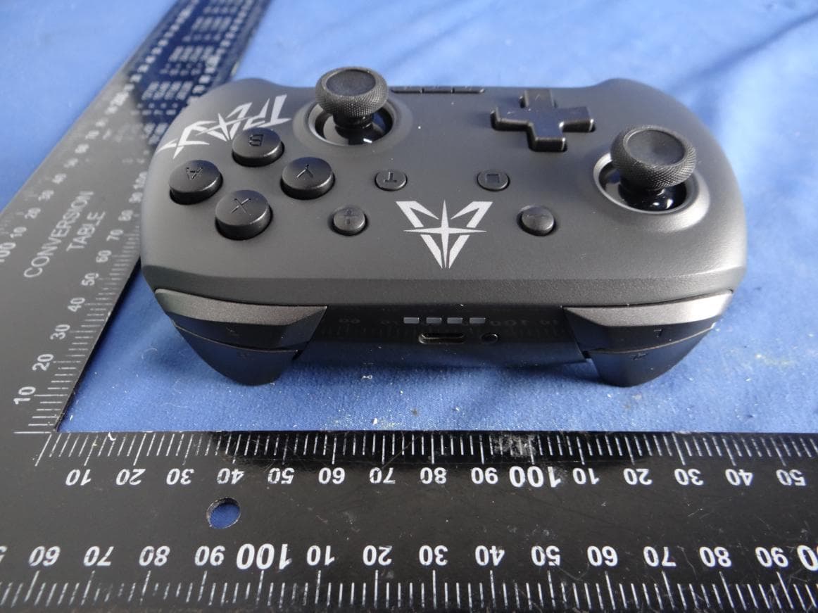 TPAX Wireless Controller - FCC ID 2ADKM-TPAX6800 - Zeroplus Technology Corporation (3)